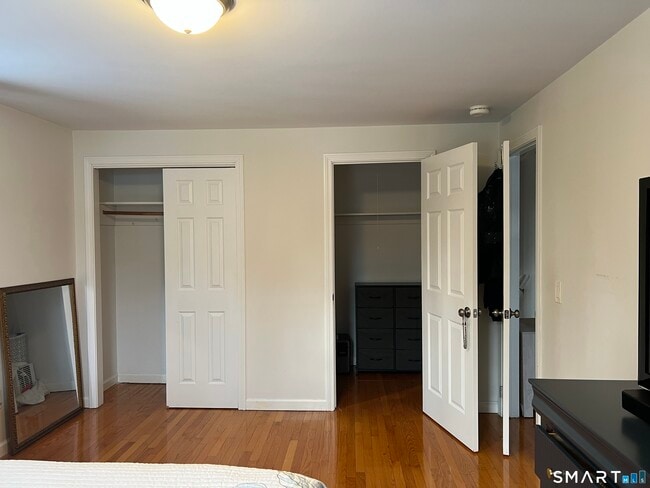 Foto del edificio - 79 Westbrook Dr