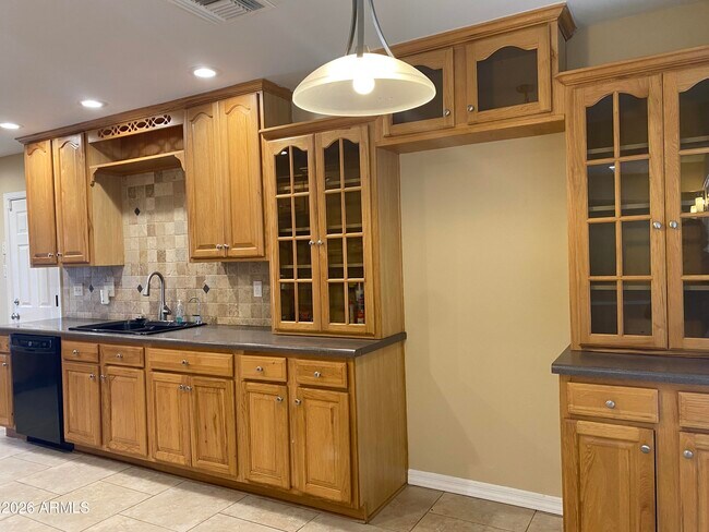 Foto del edificio - 14818 N 38th St