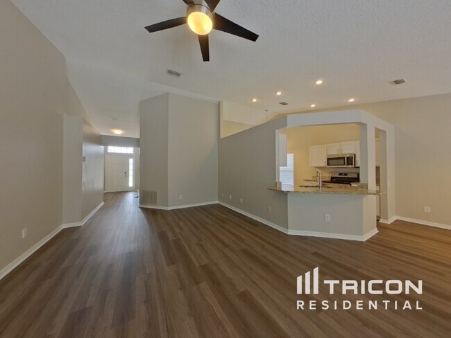 Foto del edificio - 10448 Hallmark Blvd
