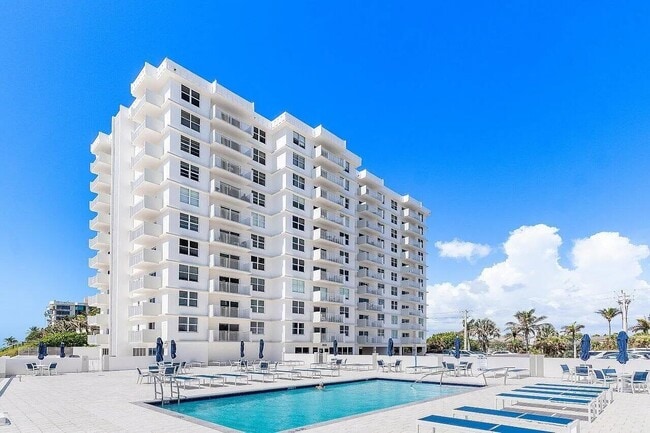 Building Photo - 4505 S Ocean Blvd