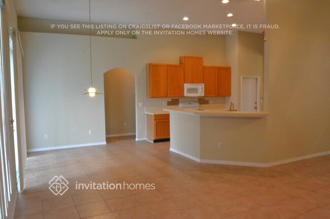 Foto del edificio - 6774 Cabello Dr