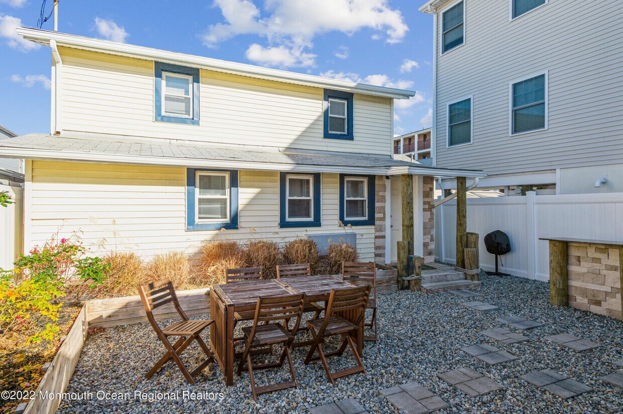 Foto principal - 46 Kearney Ave