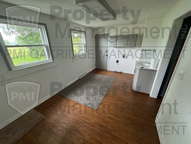 Foto del edificio - Country 2 Bedroom Apartment with 1 Car Garage