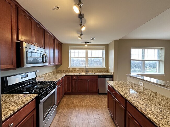 Foto del edificio - 2 Itasca Place