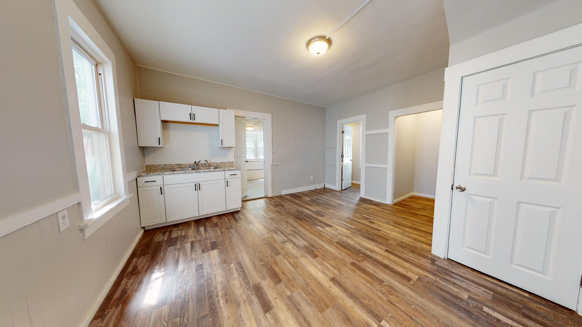 4203 Howlett Ave Cleveland, OH 44113 – photo 1