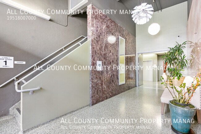 Photo - 738 Los Angeles St Townhome