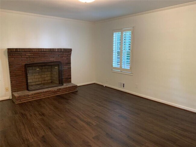 Building Photo - 1145 Mayfield Rd