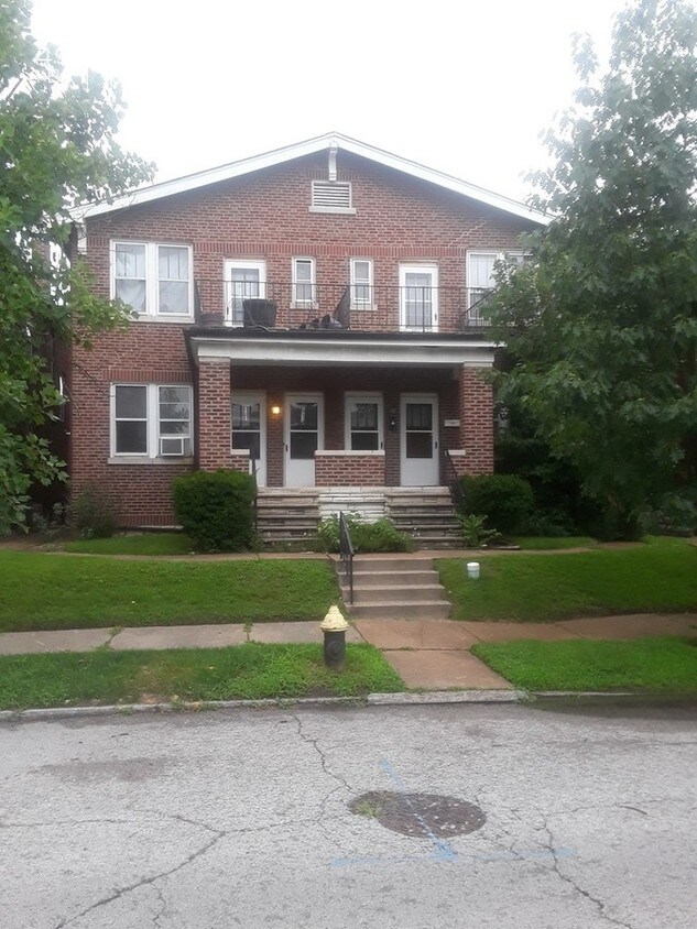 4933 Pernod Ave Unit 1F, St. Louis, MO 63139 Apartment for Rent in St. Louis, MO