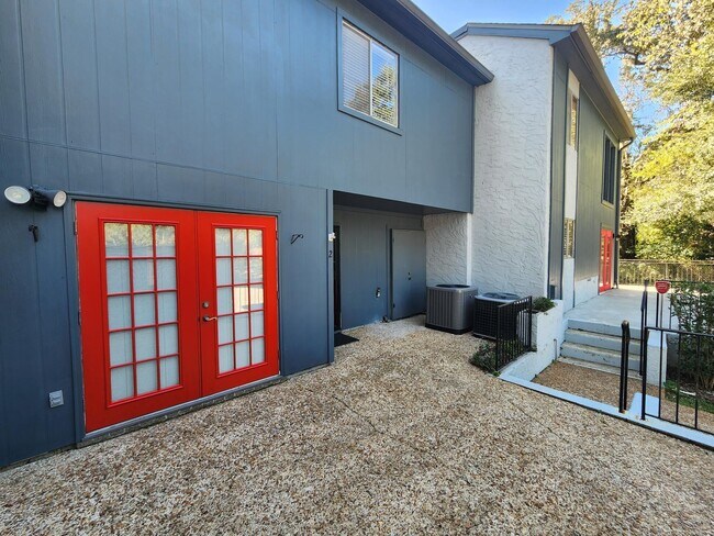 Foto del edificio - 2949 N Shamrock St