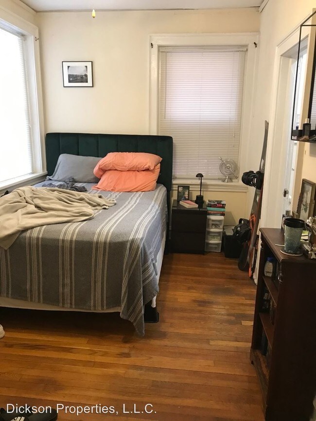 Foto del edificio - 2826 W Grace St