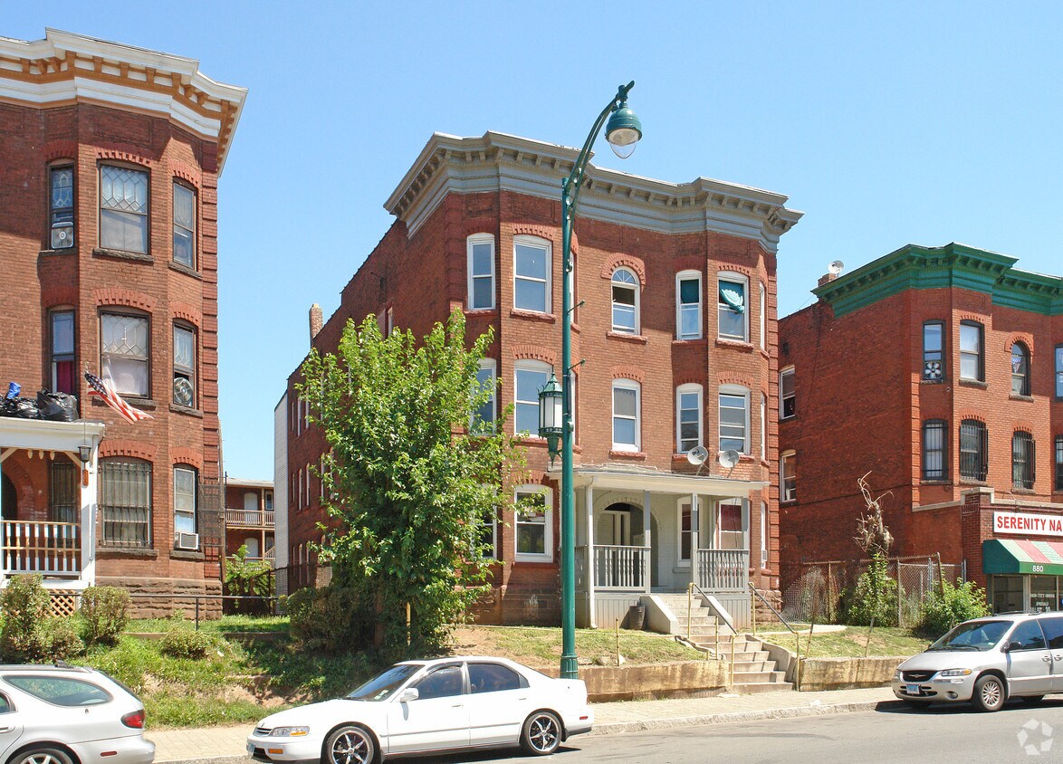Foto del edificio - 888 Park St