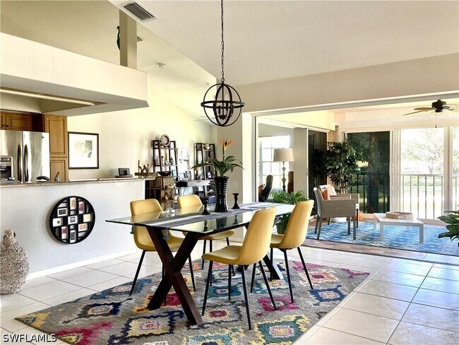 Foto del edificio - 13260 Sherburne Cir