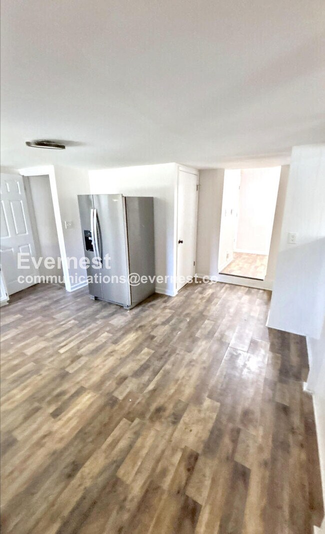 Foto del edificio - Cozy Charm with Modern Comforts / 3 Bed & 1 Bath / Section 8 Accepted / Available Now!