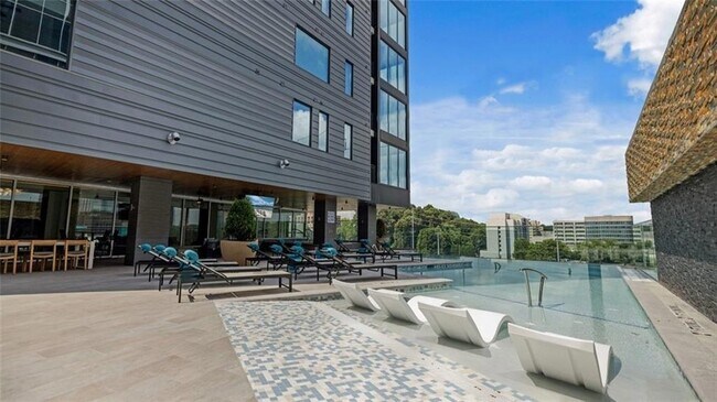 Foto del edificio - 1140 Spring St NW