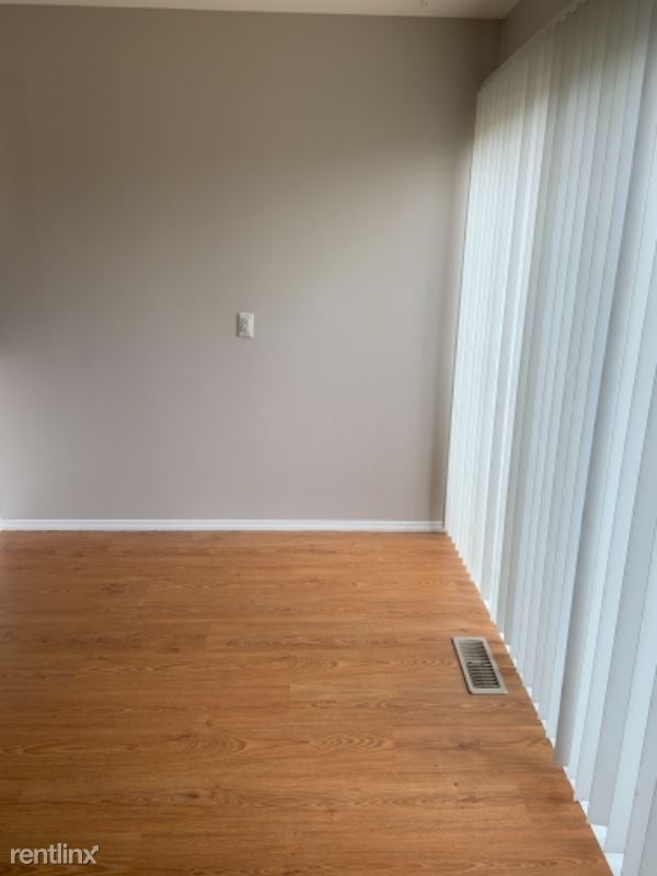 Foto del edificio - 28193 Raleigh Crescent Dr