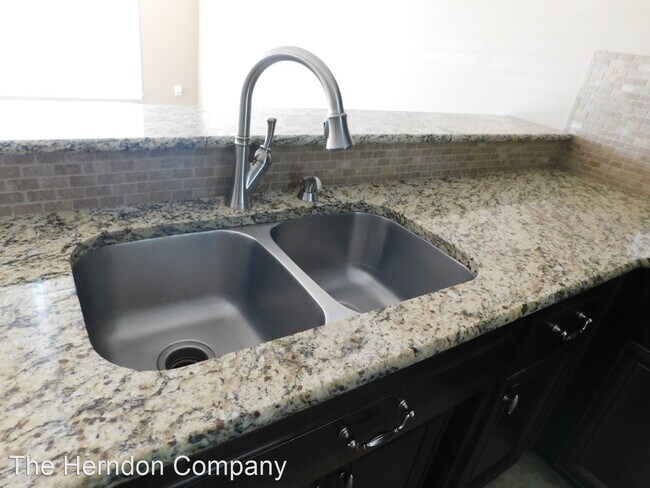 Building Photo - 3 br, 2 bath House - 5158 Greyfield Place S