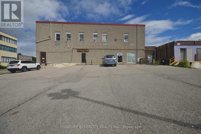 Building Photo - 64 Holland St W
