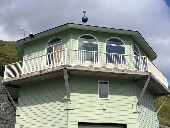 Foto del edificio - 8200 Rezanof Dr W