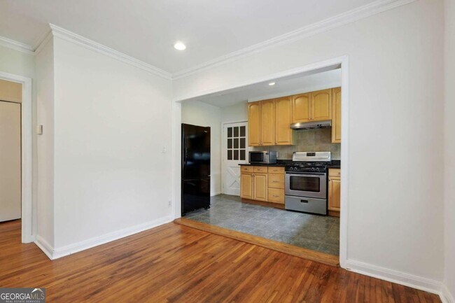 Building Photo - 1383 Fenway Cir