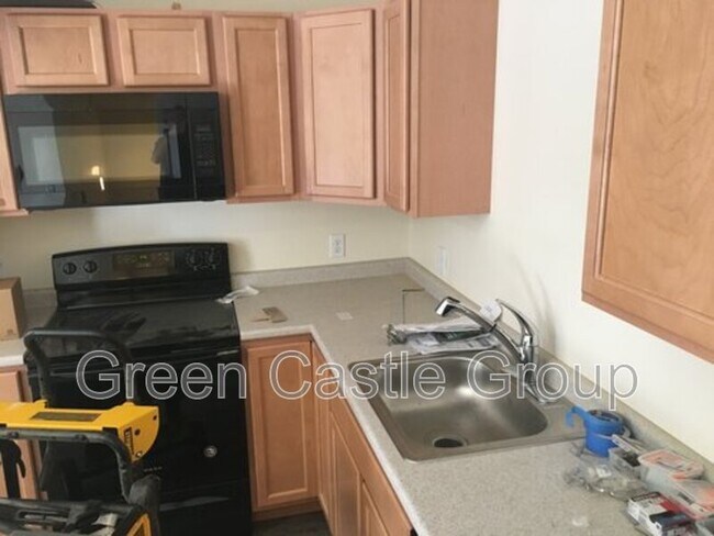 Foto del edificio - 323-325 College Street, Unit 10