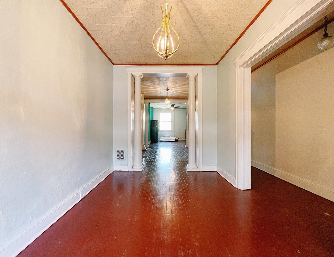 Primary Photo - 524 N Potomac St
