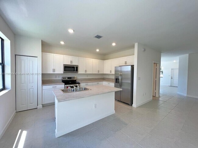 Foto del edificio - 11976 SW 244 Ln