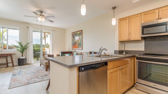 Building Photo - 3Bd Luxury at Hillside Villas 1496-3, Pool View