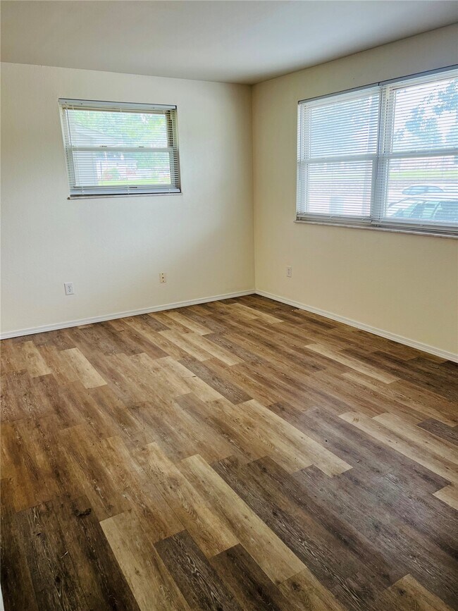 Foto del edificio - 1007 W Corbin St