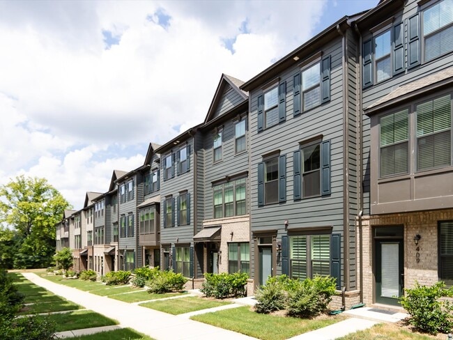 Foto del edificio - 413 Spearfield Ln