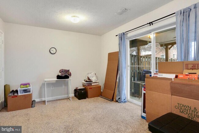 Foto del edificio - 8549 Towne Manor Ct