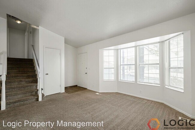 Building Photo - 5 br, 1.5 bath House - 4445 S 5720 W
