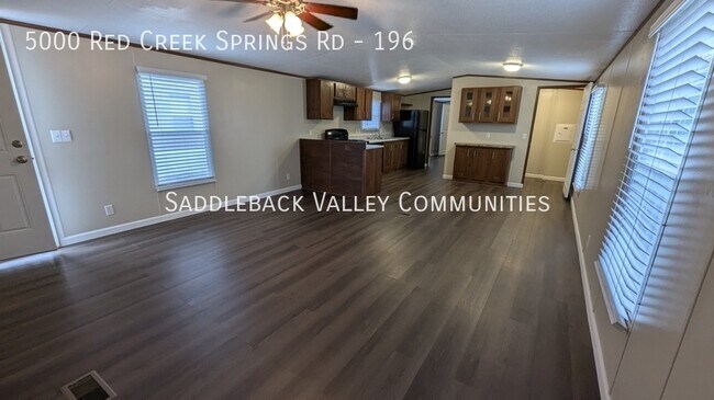 Foto del edificio - 5000 Red Creek Springs Rd