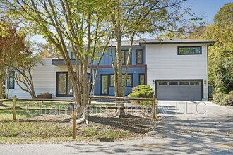 Building Photo - 3112 N Rosser St