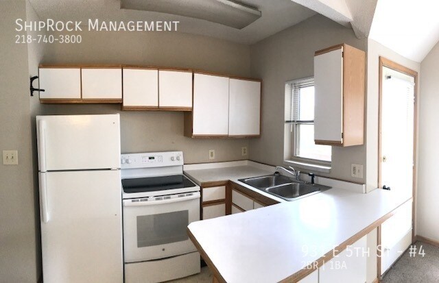 Foto del edificio - 931 E 5th St