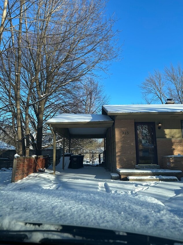 Lovely family home - Lovely family home