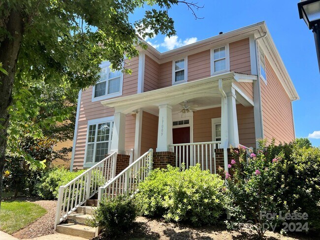 Building Photo - 17009 Carlton Way Rd