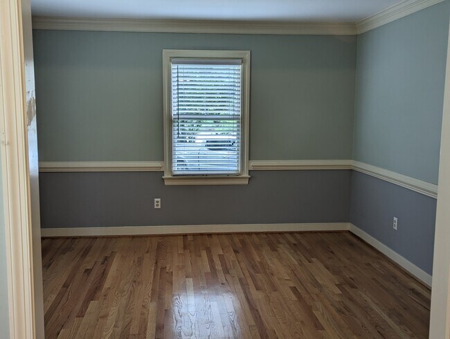 Foto del edificio - 8296 Briarthorn Ct