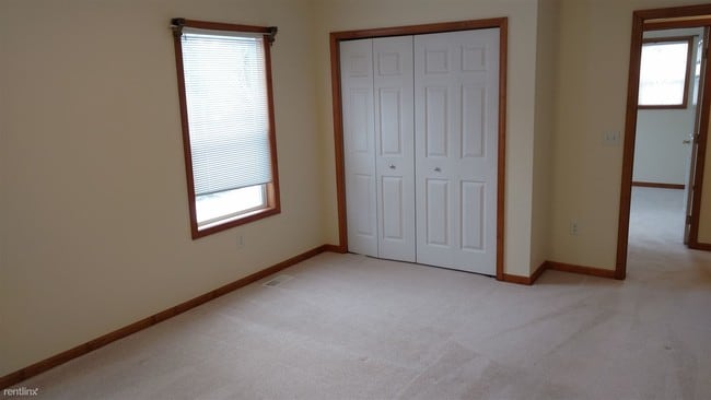 Building Photo - 1203 Silver Ridge Ct