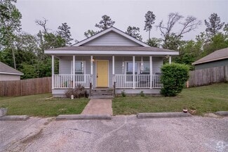 Building Photo - 160 Varsity Cir