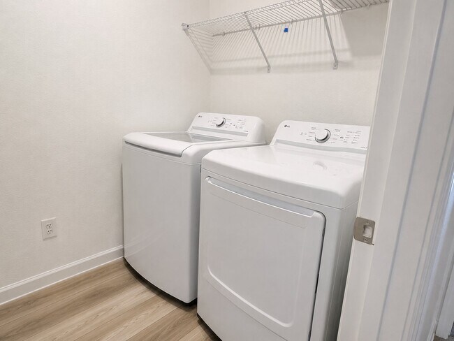 Foto del edificio - 1673 Garden Grove Ct