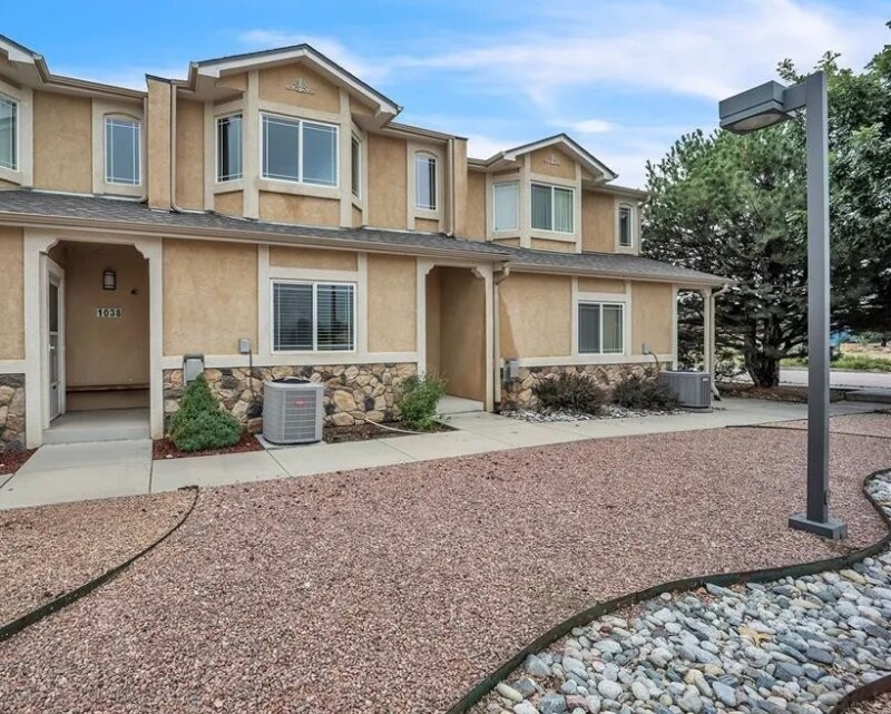 Foto principal - 1034 Fountain Mesa Rd
