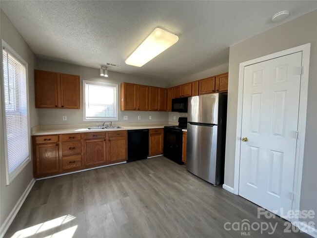 Building Photo - 1742 Park Terrace Ln