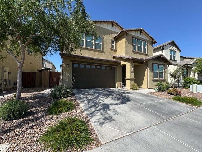 Building Photo - Spacious 4BR 3BT House Just Behind 202 Fre...