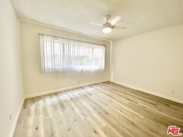 Foto del edificio - 11922 Montana Ave