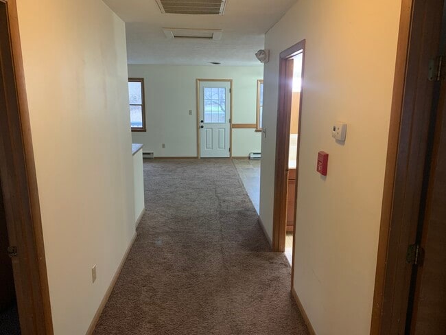 Foto del edificio - 920 Fairwinds Ct