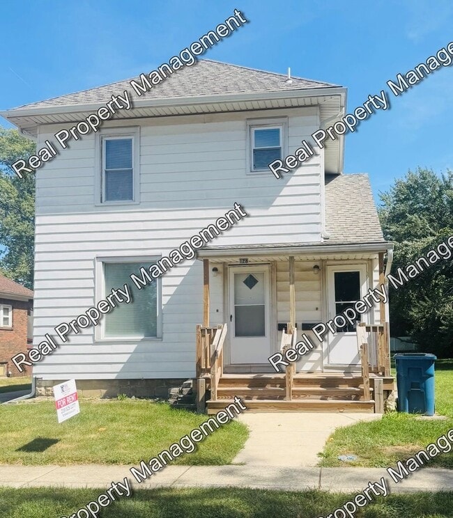 Building Photo - 128 S Jackson St
