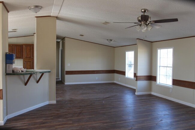 Building Photo - 3310 War Eagle Ave