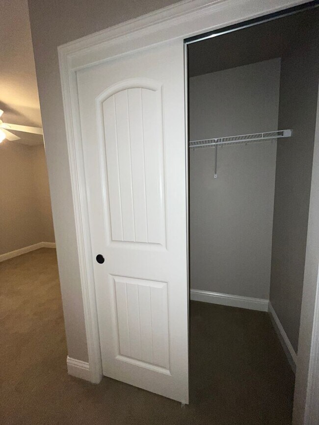 Building Photo - Available Soon!!  Avalon Gated Community!