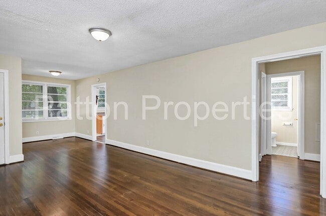 Building Photo - 3901 Bright Ave