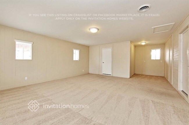 Building Photo - 6925 W Montebello Ave